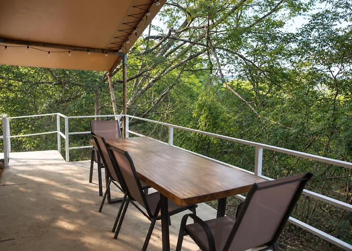 Guanaglamp Luxuszelt Tamarindo